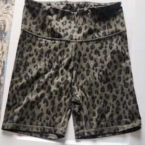 Old Navy Bike Shorts Bundle - Leopard And Black